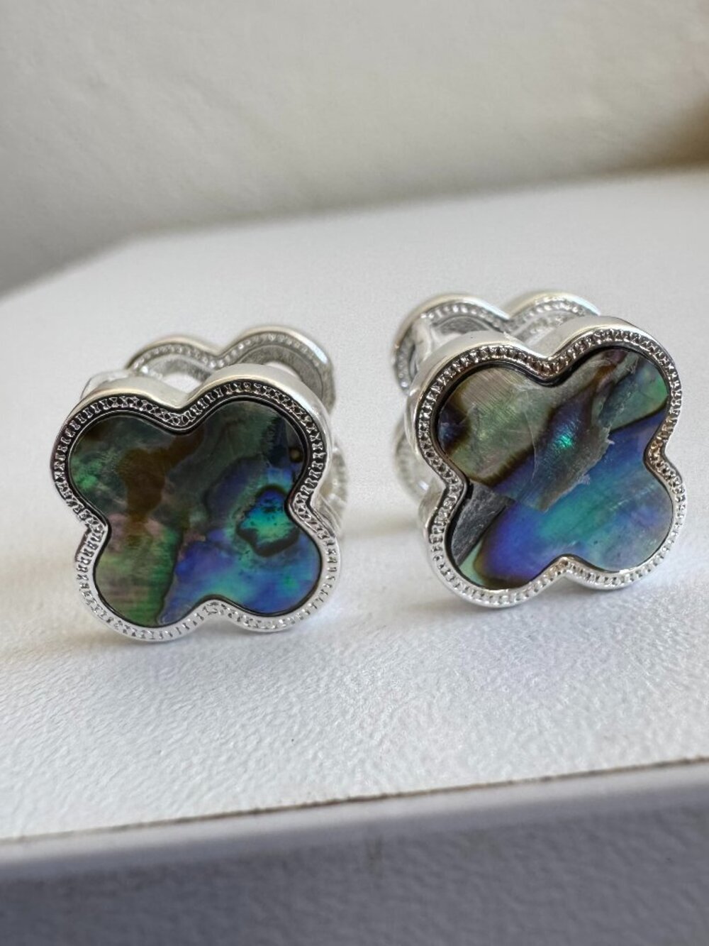 925 Sterling Silver Clover Abalone Shell Earrings - Picture 2 of 13